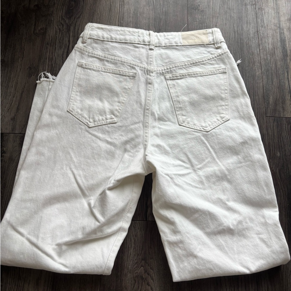 Zara White Jean - Picture 3 of 6